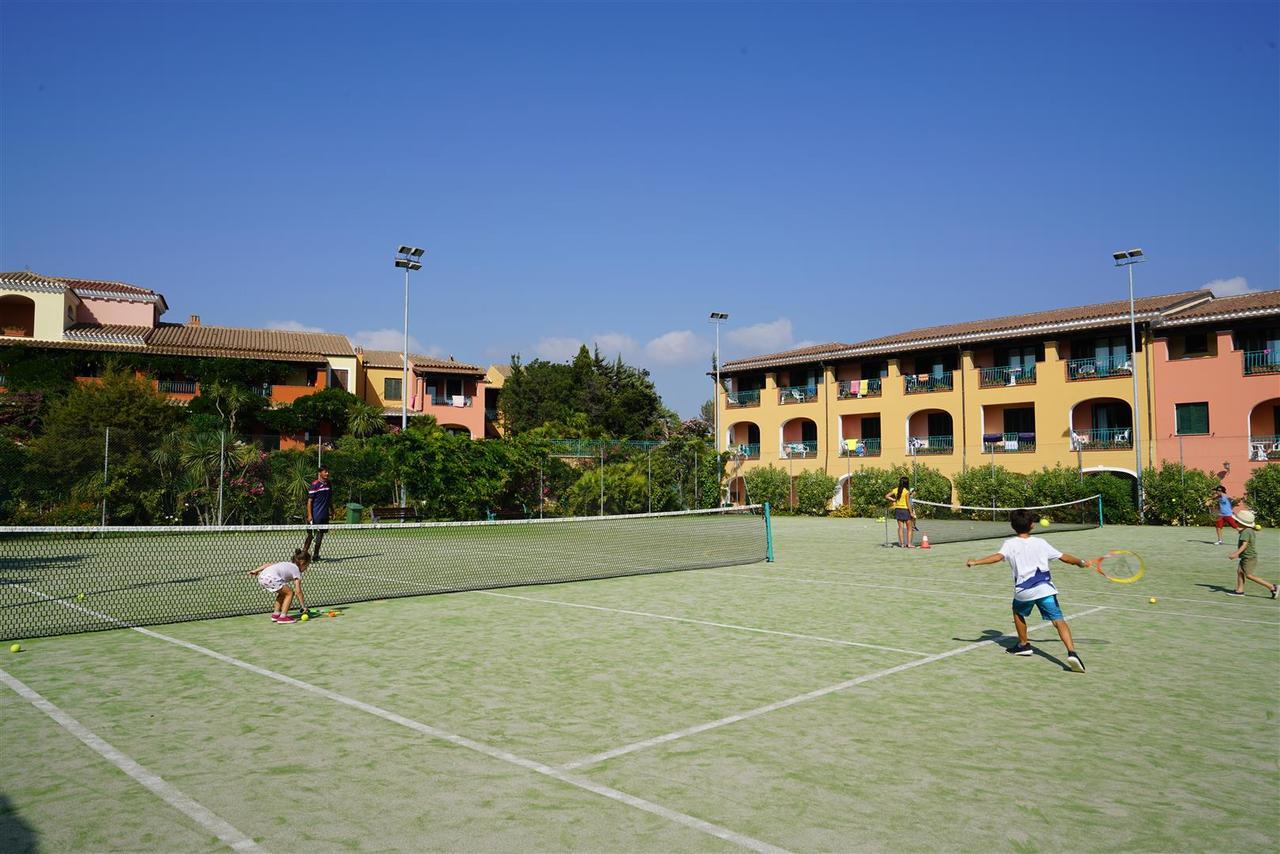 Nicolaus Club Torre Moresca Orosei Exterior photo